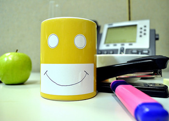 成为一个开开心心欢欢乐乐的上班族的6个秘诀   6 Ways to Find Happiness at Work